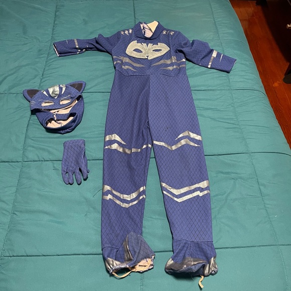 Toddler pj mask costume 5T-6T - Picture 1 of 9